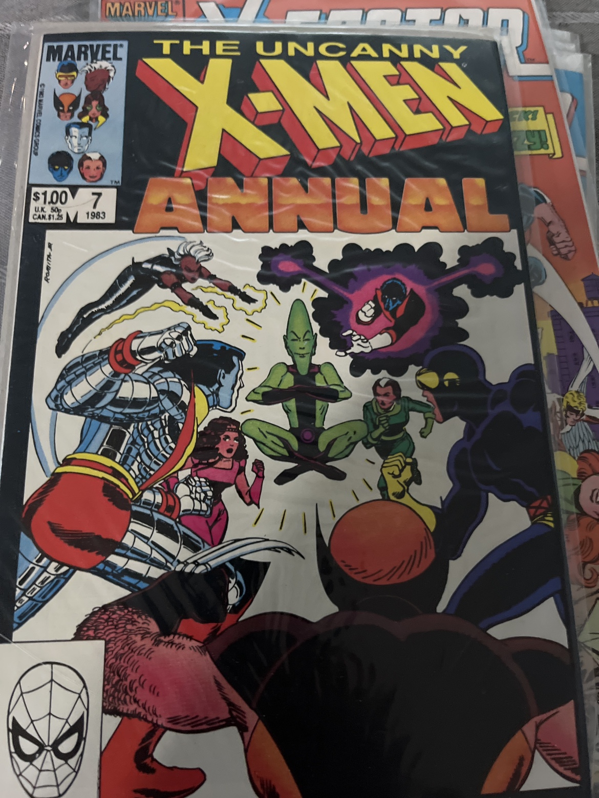 Huge lot of X-men comics and other X books near mint