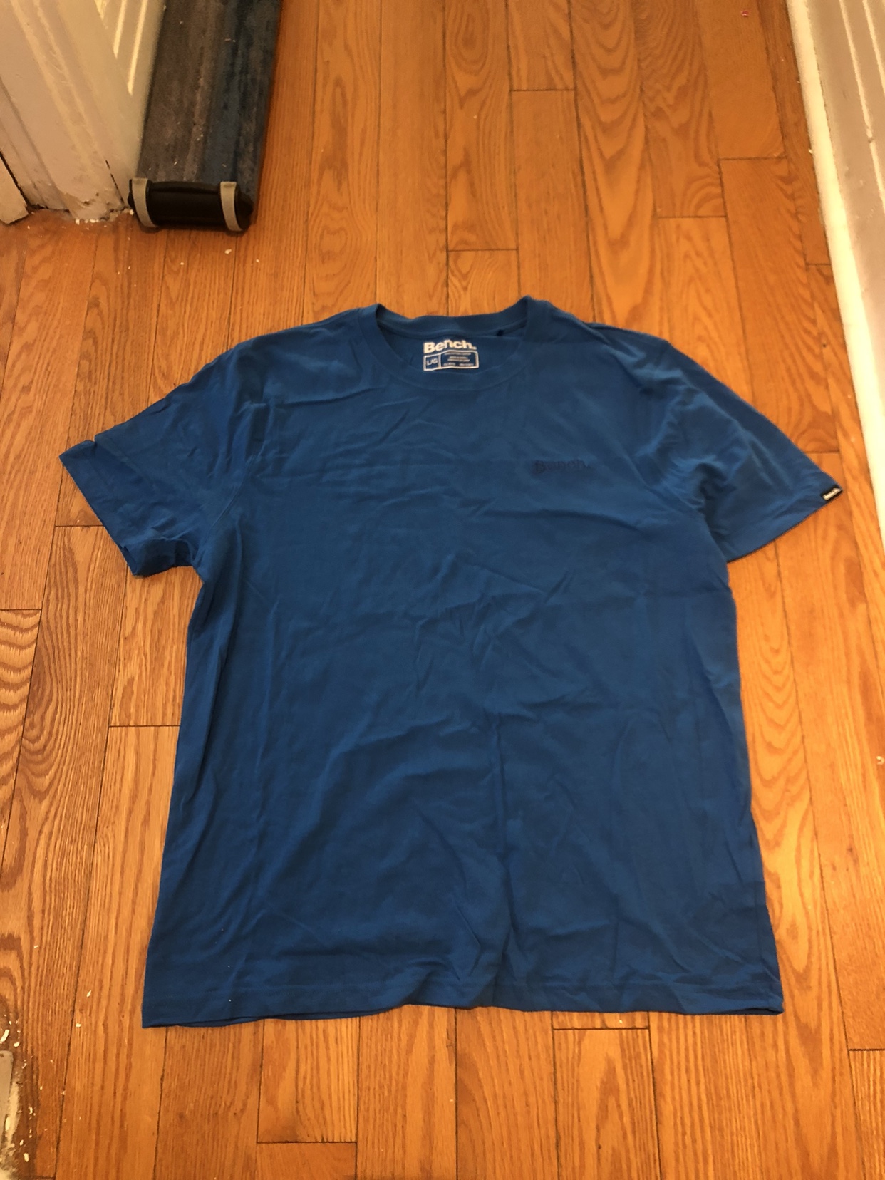 Bench T-shirt thumbnail