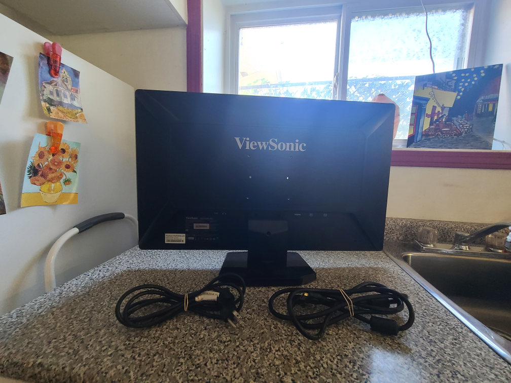 Viewsonic 27" LED Monitor - photo 2