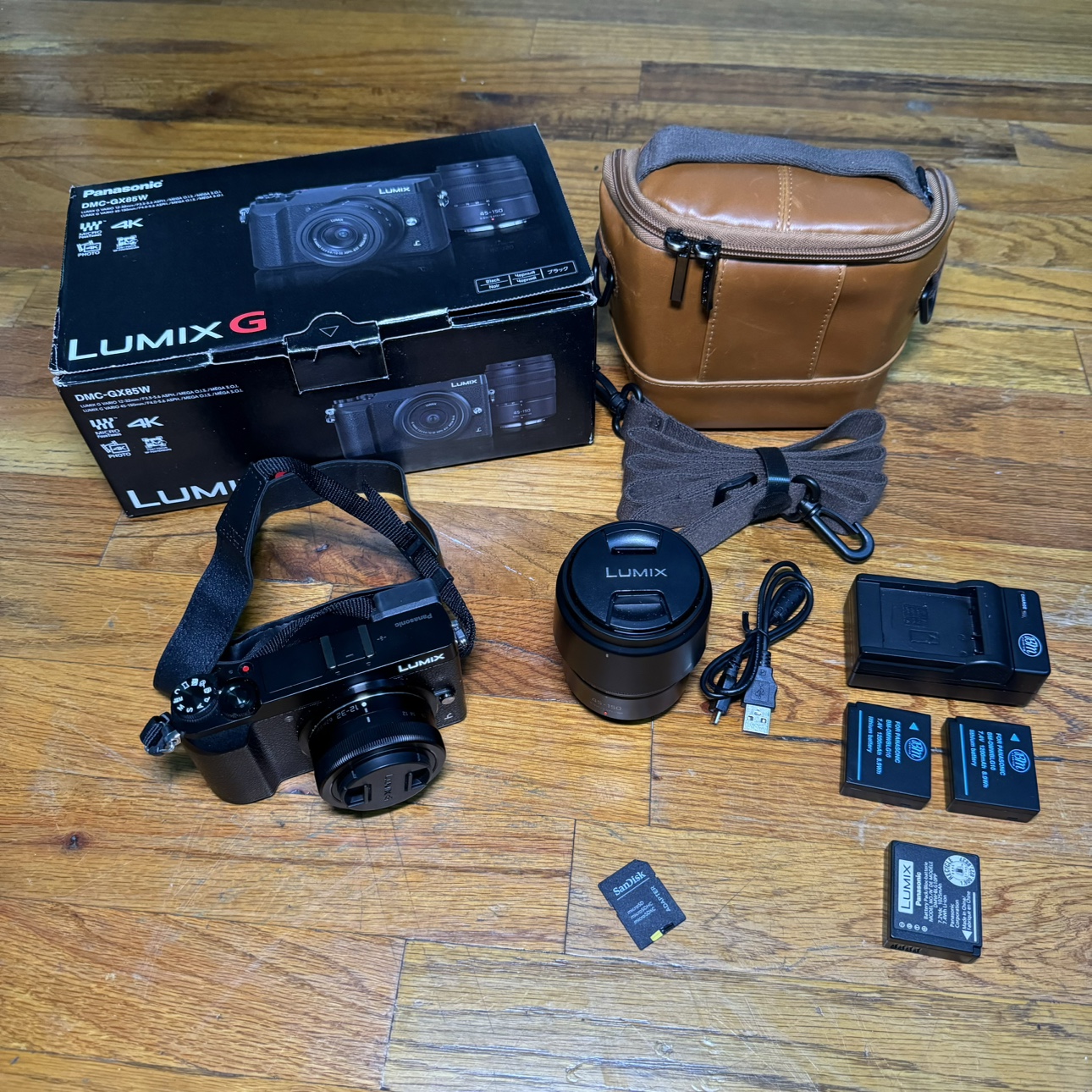 LUMIX GX85 4K Camera, two Lens, 32gb memory card & Bag