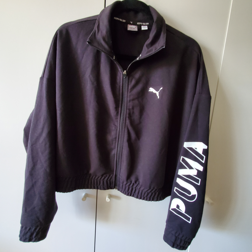 2 pcs Adidas light & Puma crop jacket image indicator(4)