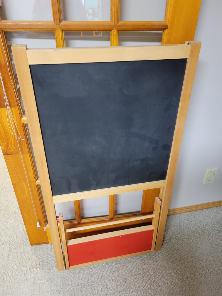 Easle  - white board and chalkboard