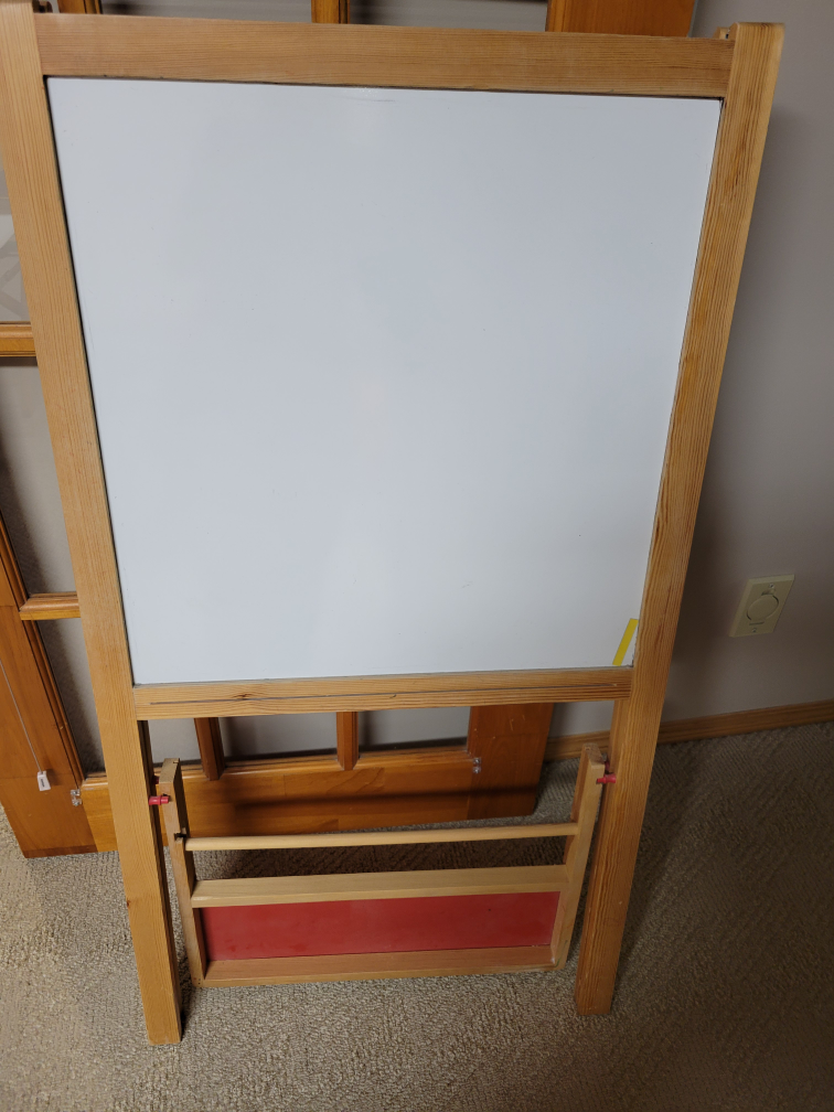 Easle  - white board and chalkboard - photo 2