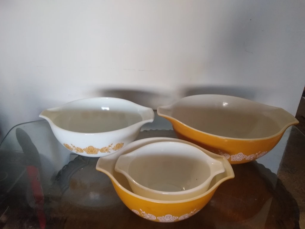 Pyrex by Corning Ware thumbnail