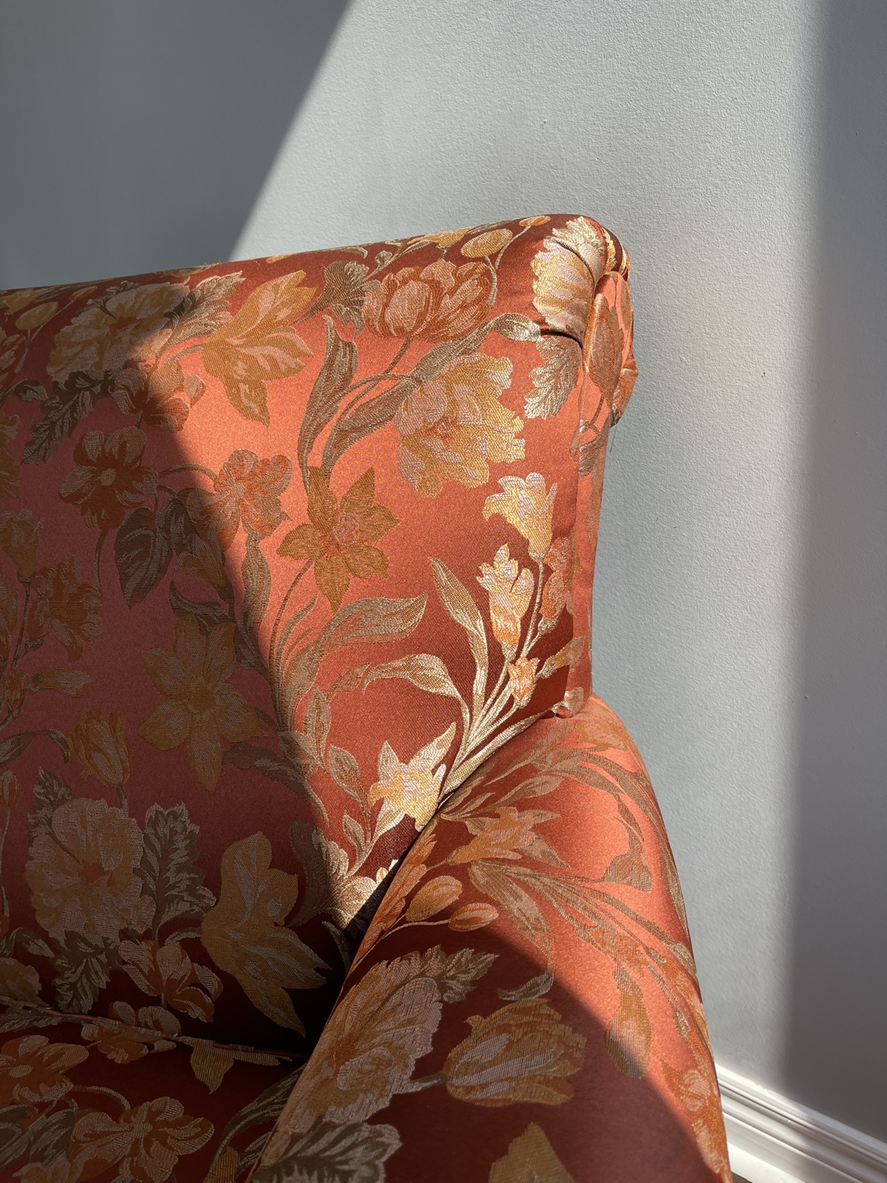 Comfy chair burnt orange, mocha and cream; make an offer - photo 2