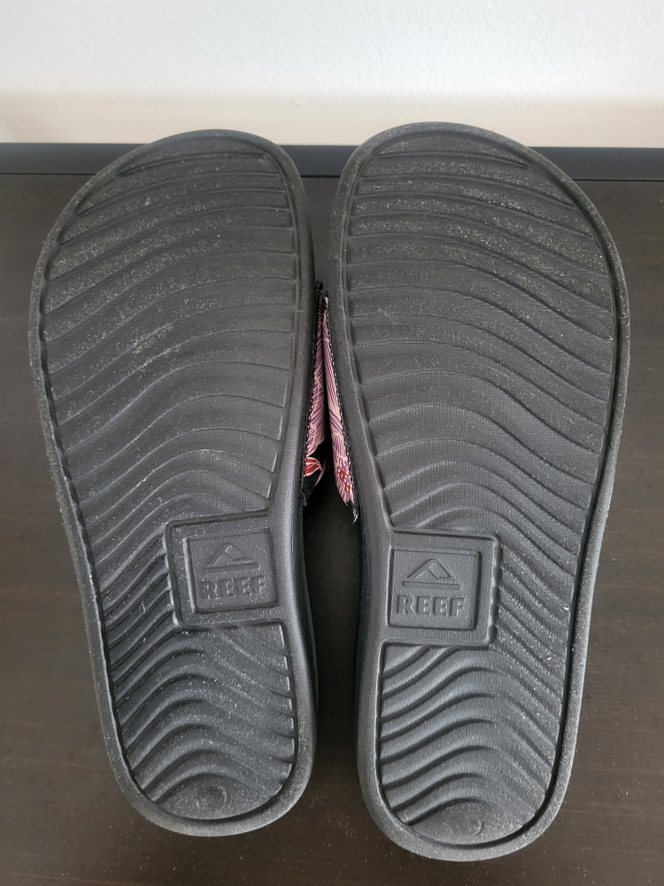 🌺 Reef Water Friendly Floral Slides Size 7 image indicator(8)