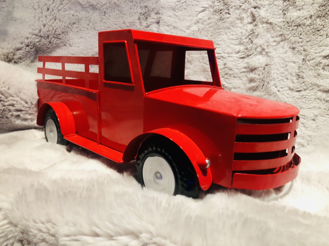 🛻 Little Red Tin Truck for a planter or…? image indicator(7)