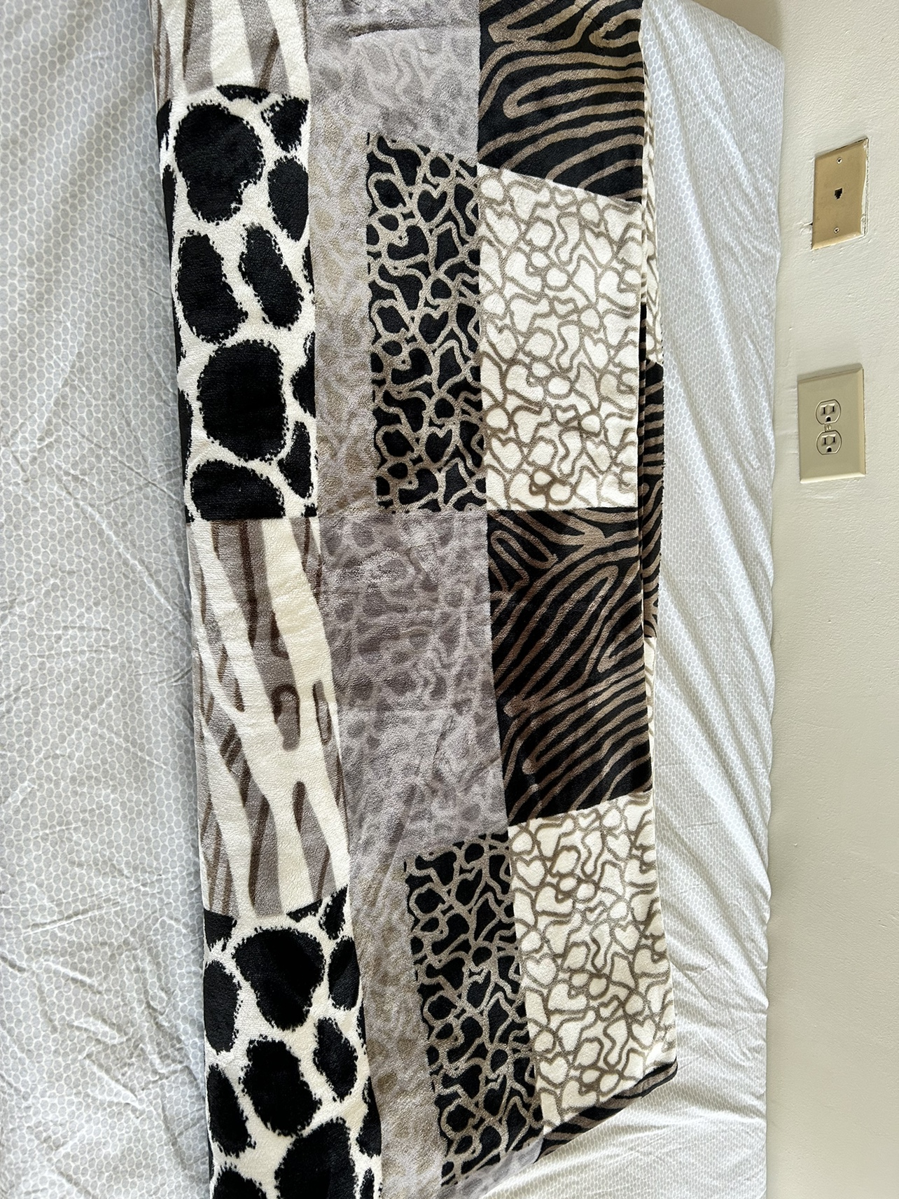 Fleece Blanket - photo 3