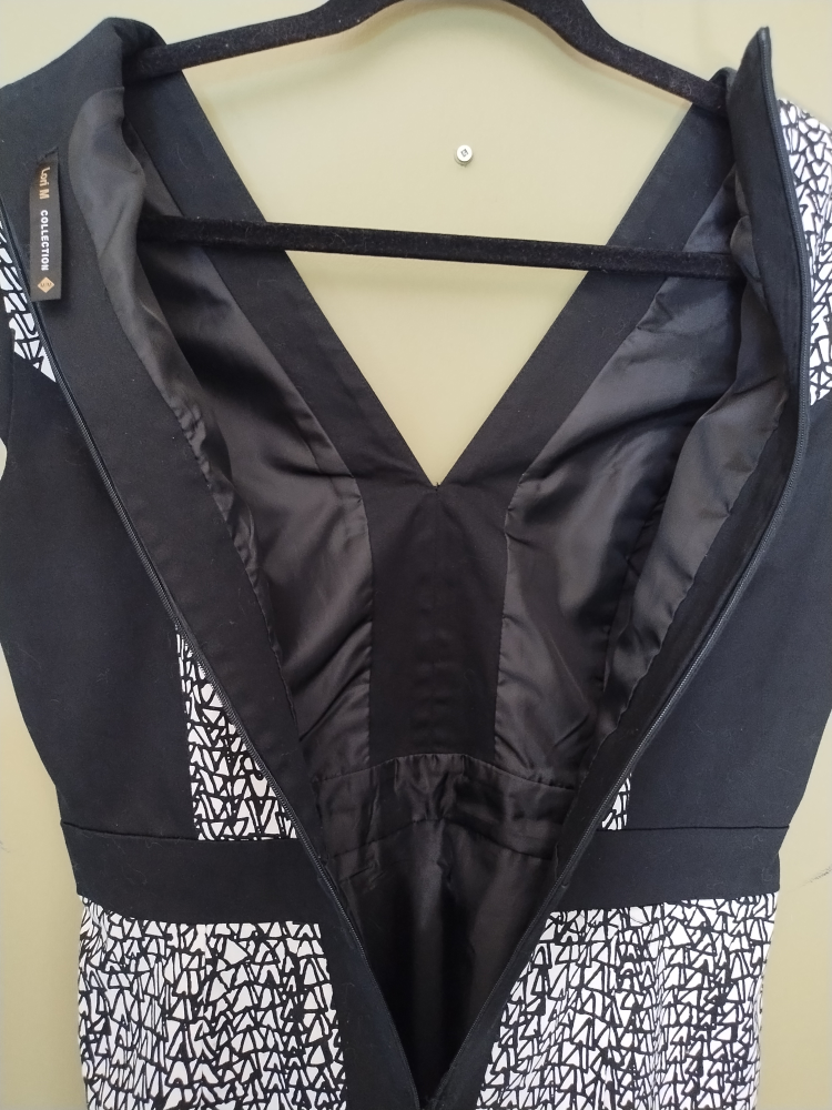 Lori M collection Lined dress, size M image indicator(3)