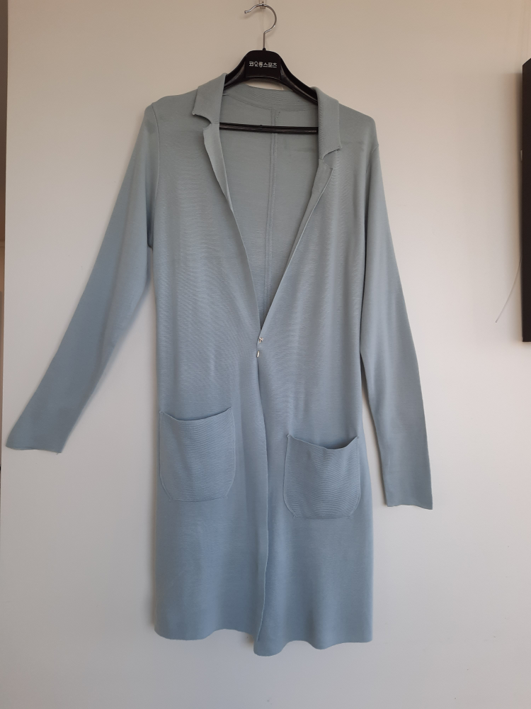 knit cardigan thumbnail