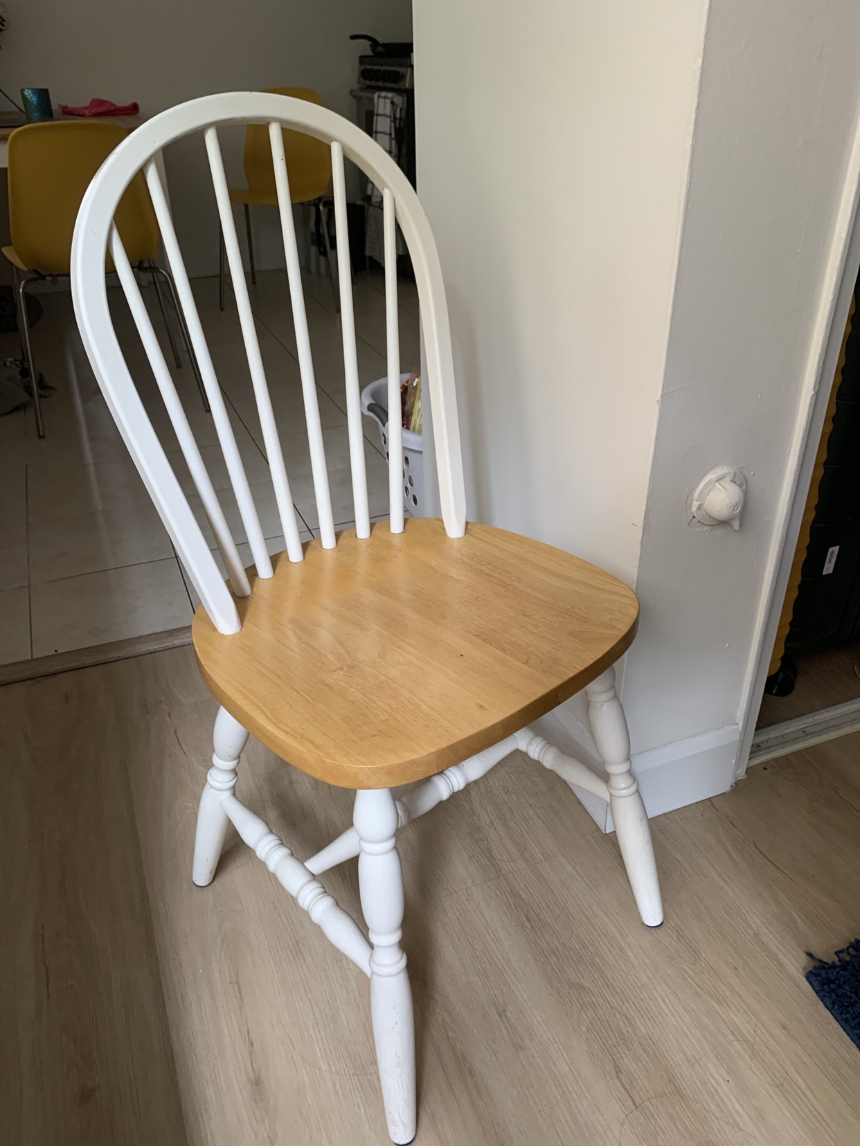 Super beautiful chair thumbnail