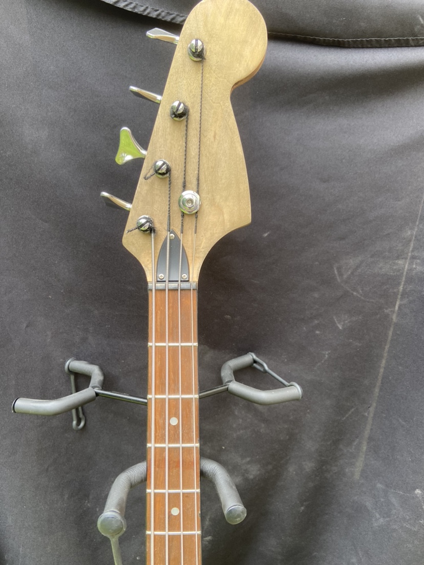 Riff guitars custom Bass - photo 4