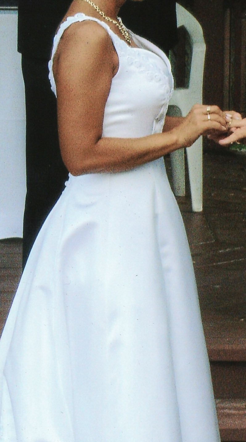 Wedding Dress - Size 8 image indicator(5)