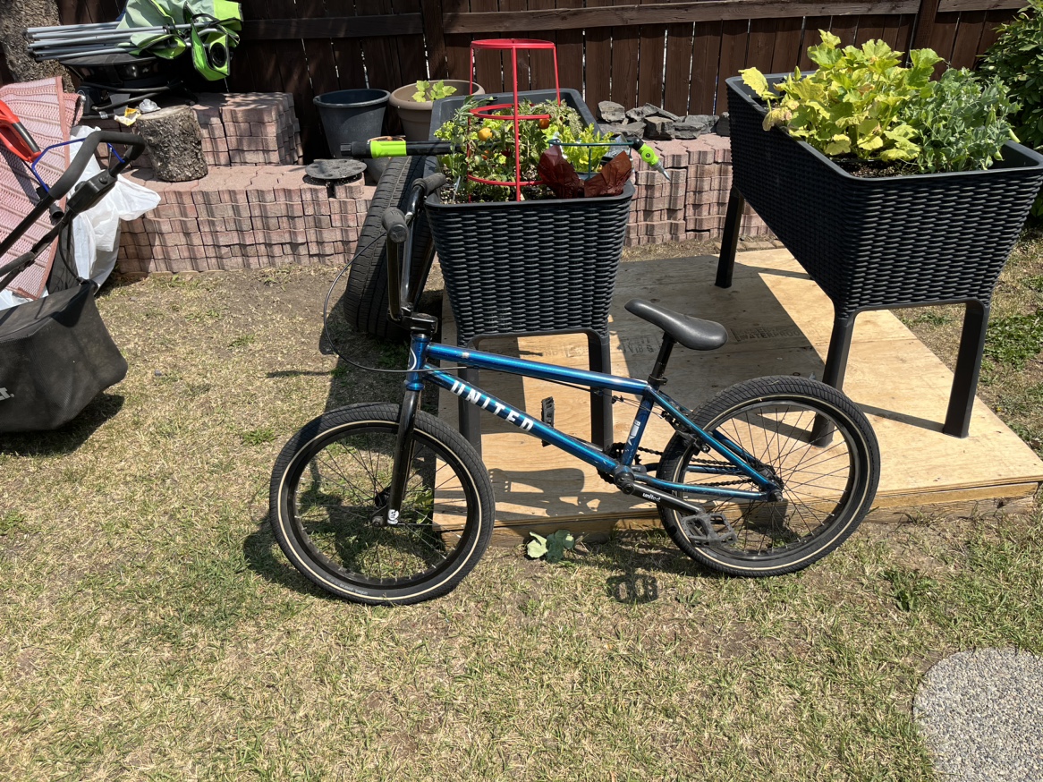 United BMX bike