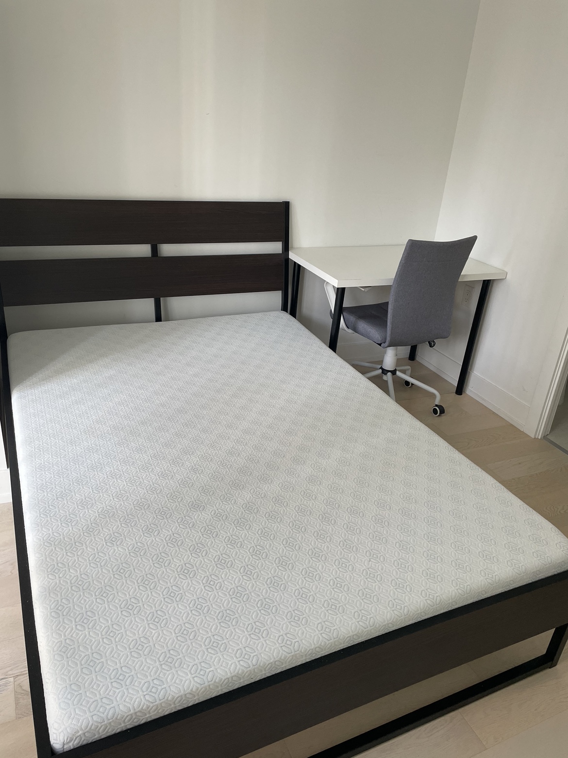 6 inch foam mattress (used) thumbnail