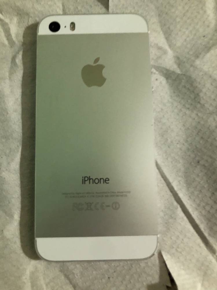 iPhone 5 - photo 2
