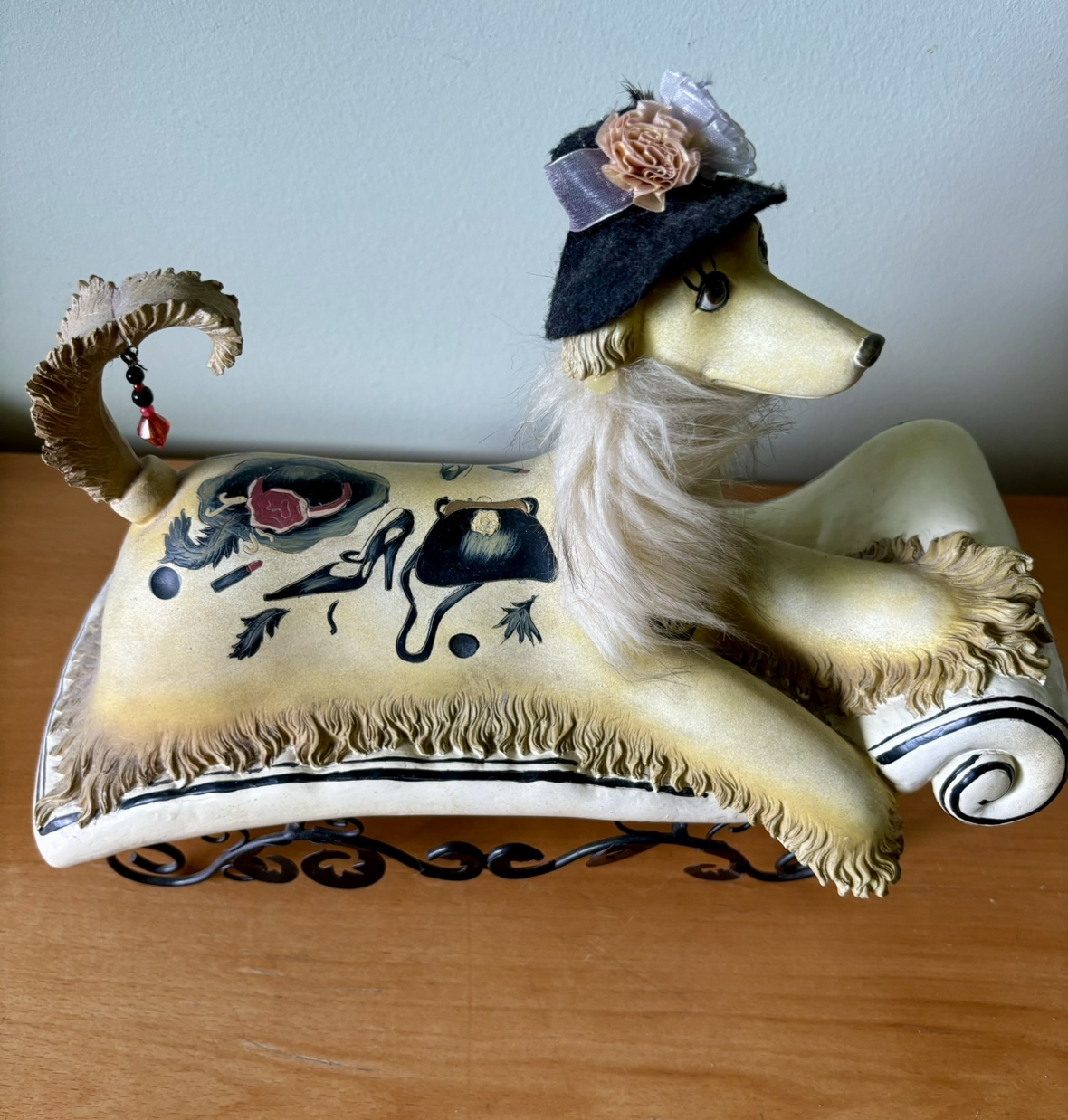 Afghan Hound Figurine image indicator(2)
