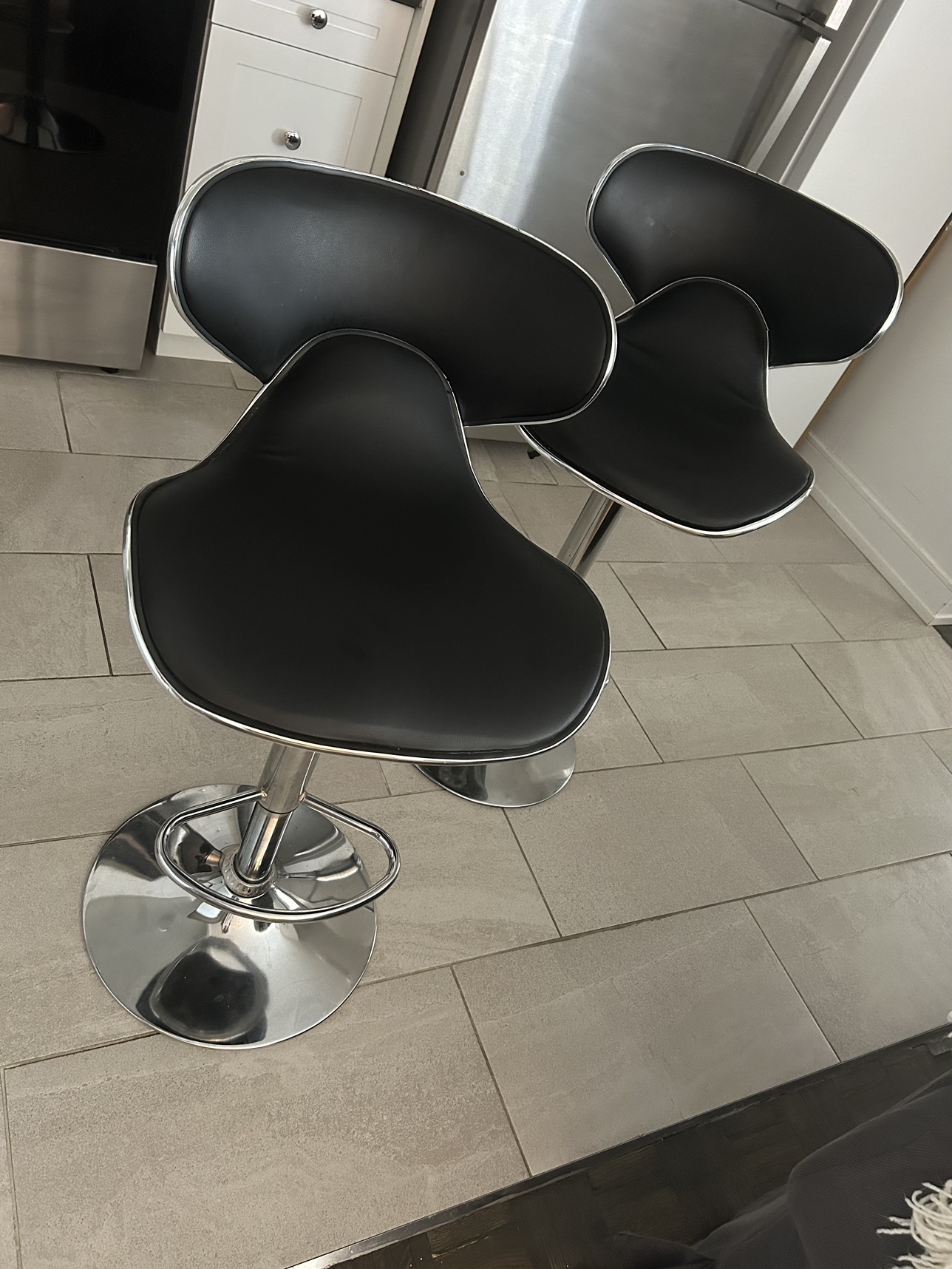 Set of 4 Bar Stools thumbnail