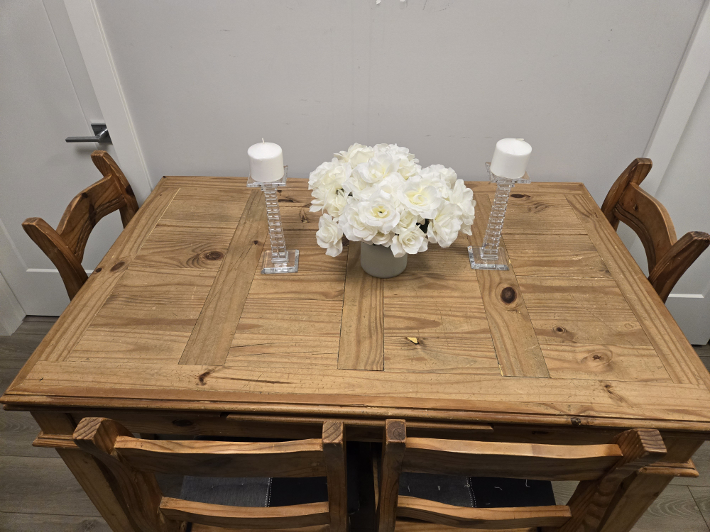 Price Drop Solid Wood Extendable Table and Four Chairs - photo 4