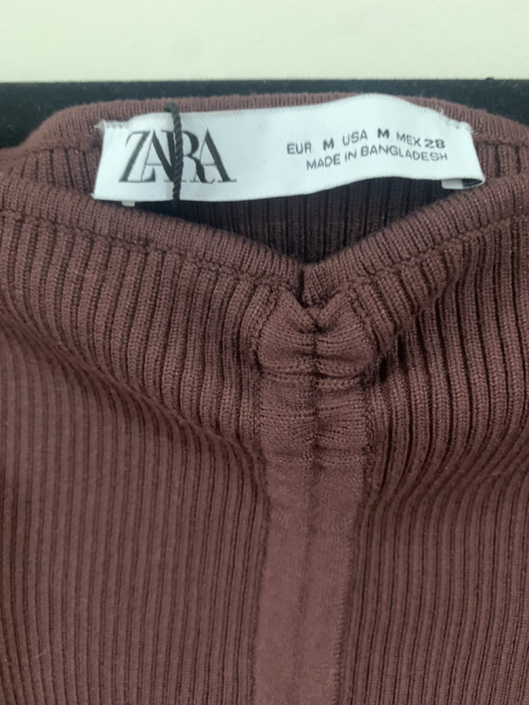 Zara Crop Fitted Top - sz M ⚽️ image indicator(3)