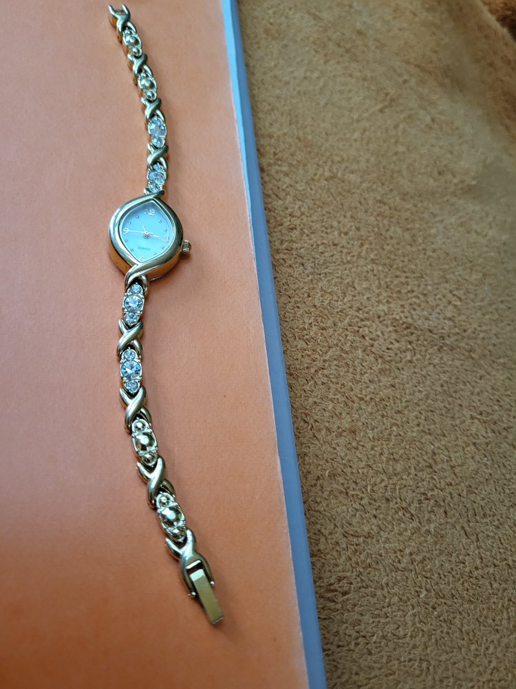 Vintage watch 🥕