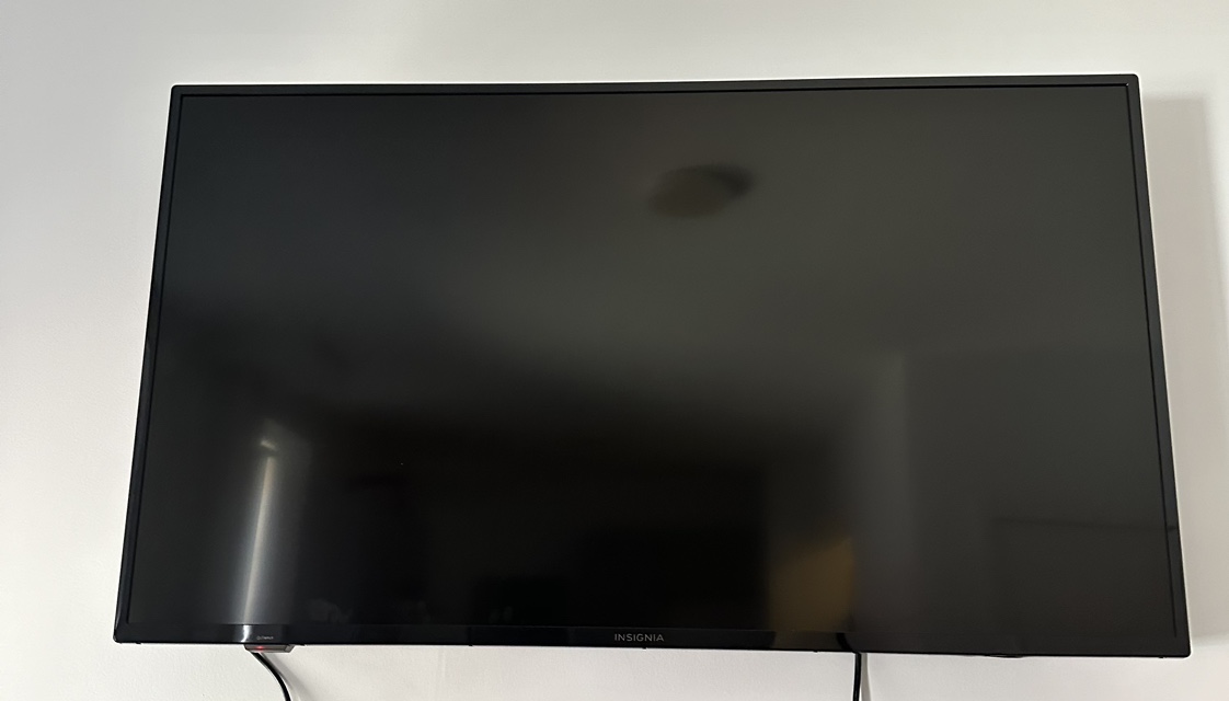 Insignia - 50”  LED 4K UHD Smart Fire TV - photo 2