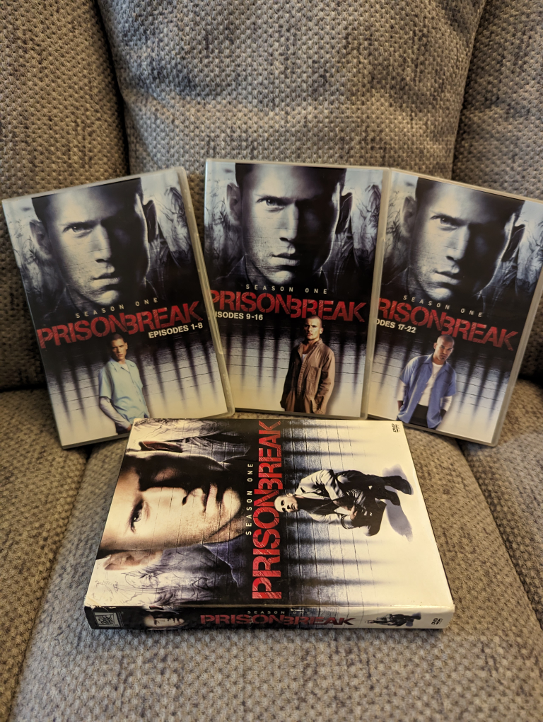 Prison Break Seasons 1-3 DVD Sets image indicator(2)