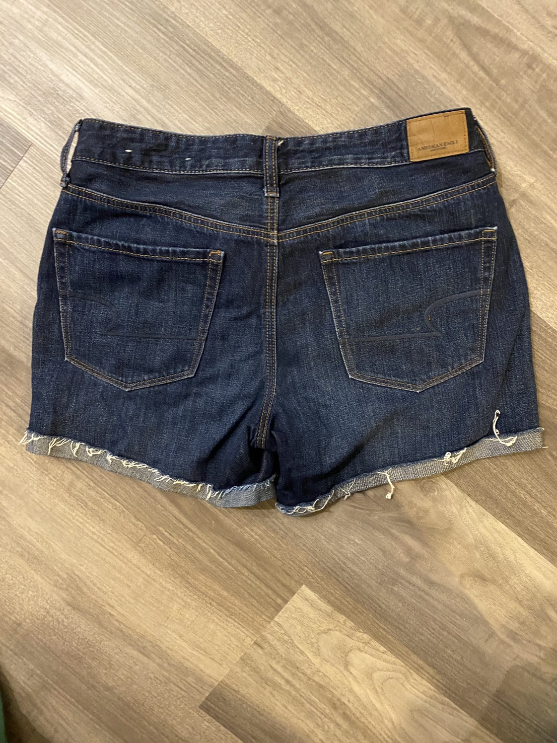 AE denim shorts size 4 - photo 2