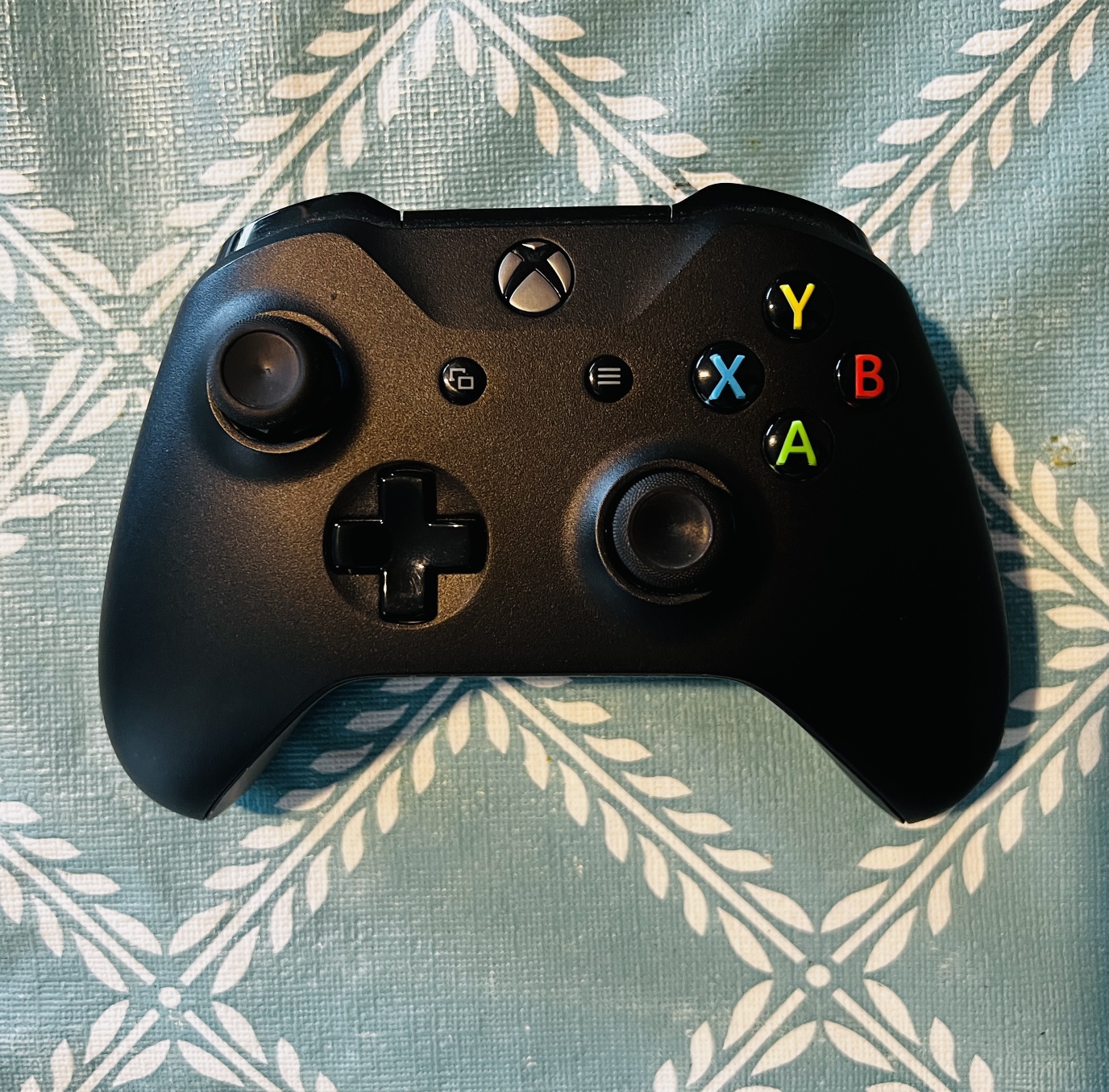Xbox Bluetooth Controller (Black) thumbnail