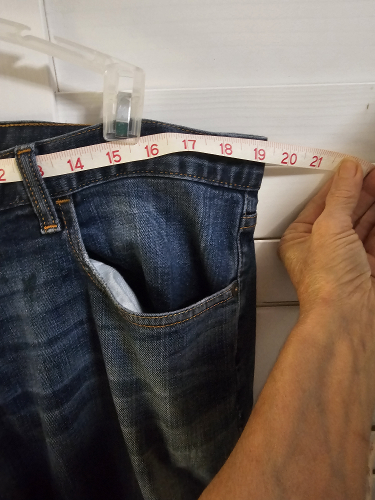 Tommy Hilfiger  men's jeans image indicator(3)