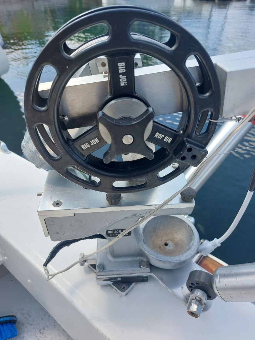 (2) Big Jon Electric Downriggers separate - photo 3