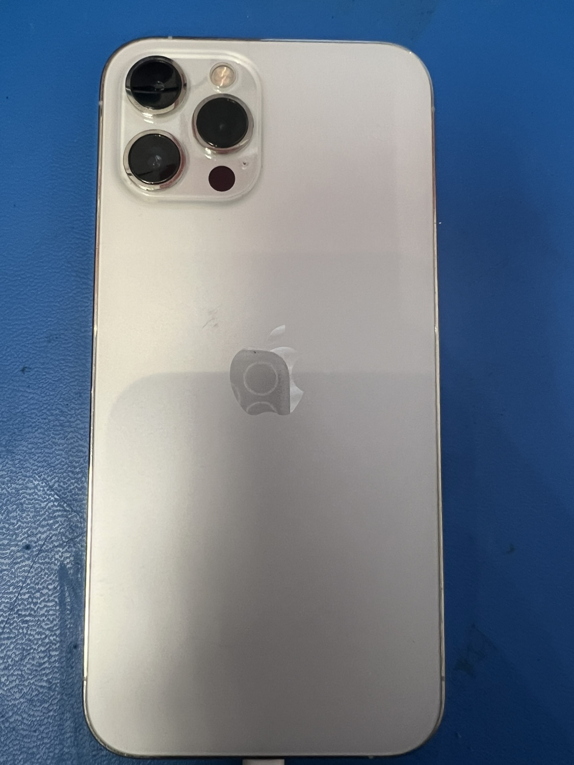 IPhone 12 pro max 128 great condition - photo 2