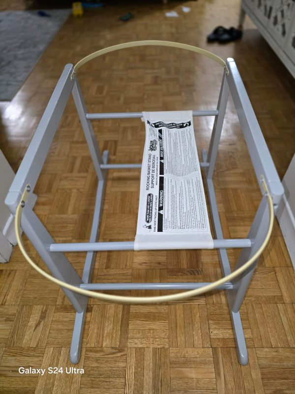 Jolly Jumper rocker bassinet stand