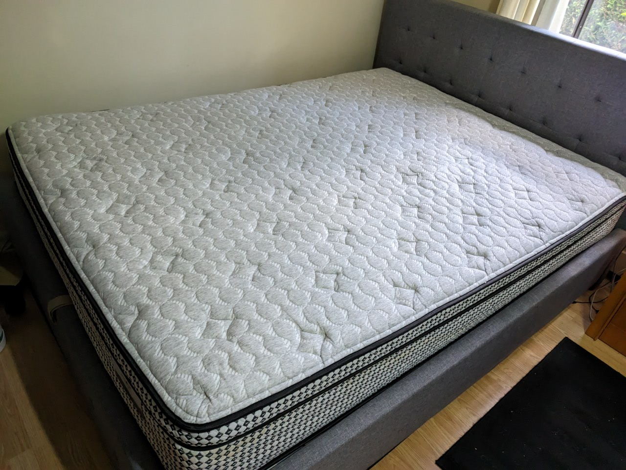 Queen Mattress - Restonic Comfort Care 3.5 to 4 years old