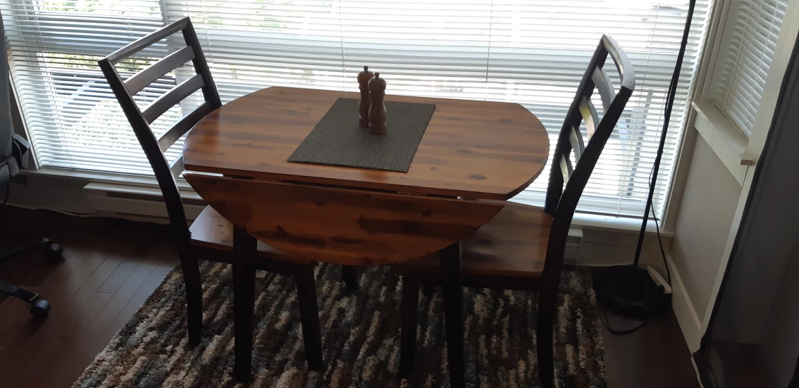 3 piece dining set (2 chairs + table) - photo 2