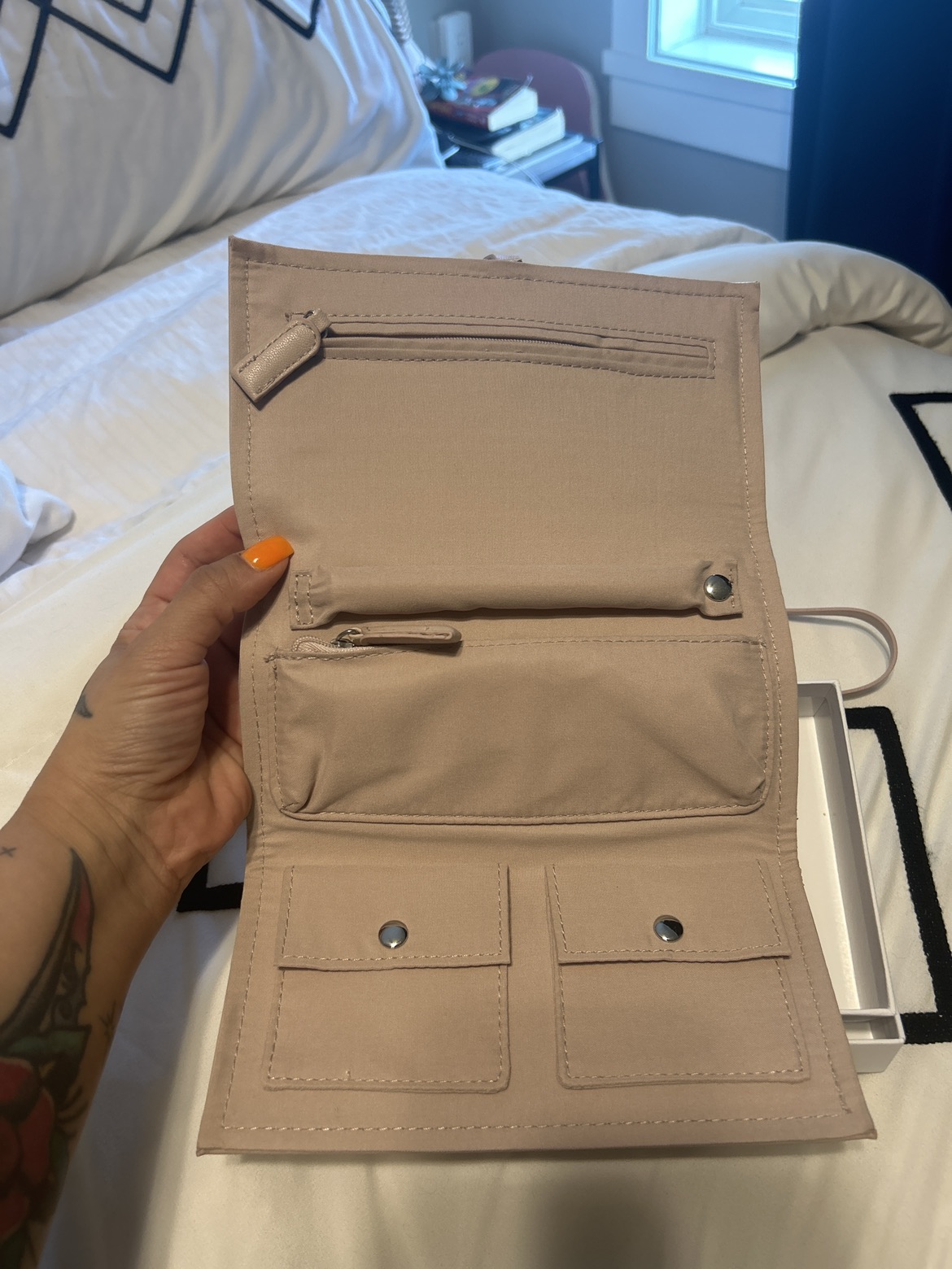 Valentino perfumes travel jewelry bag thumbnail