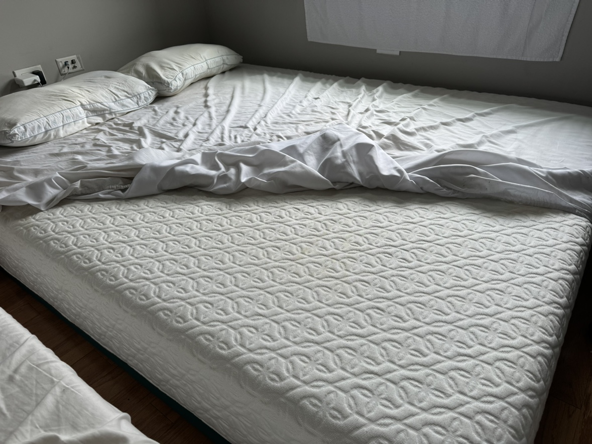 queen mattress