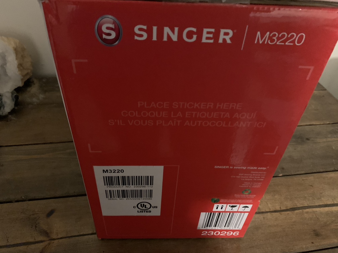 Singer M3220 Sewing Machine (Brand New) - photo 2