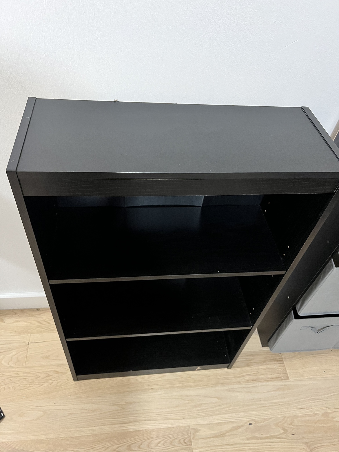 Free IKEA bookshelf - photo 2