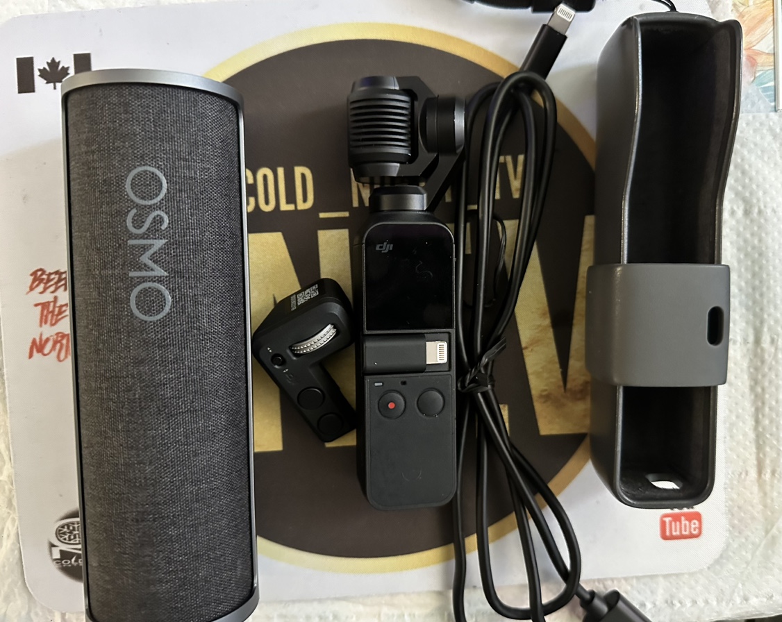 DJI OSMO POCKET 1 gen, & Charging case