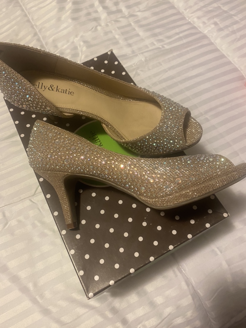 Dressy shoes