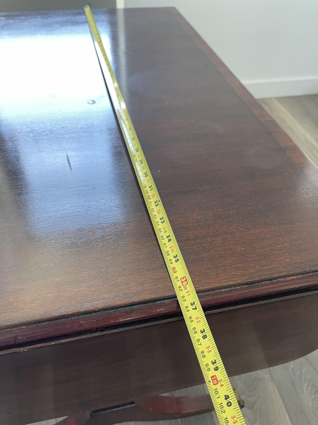 Extendable accent table - photo 5