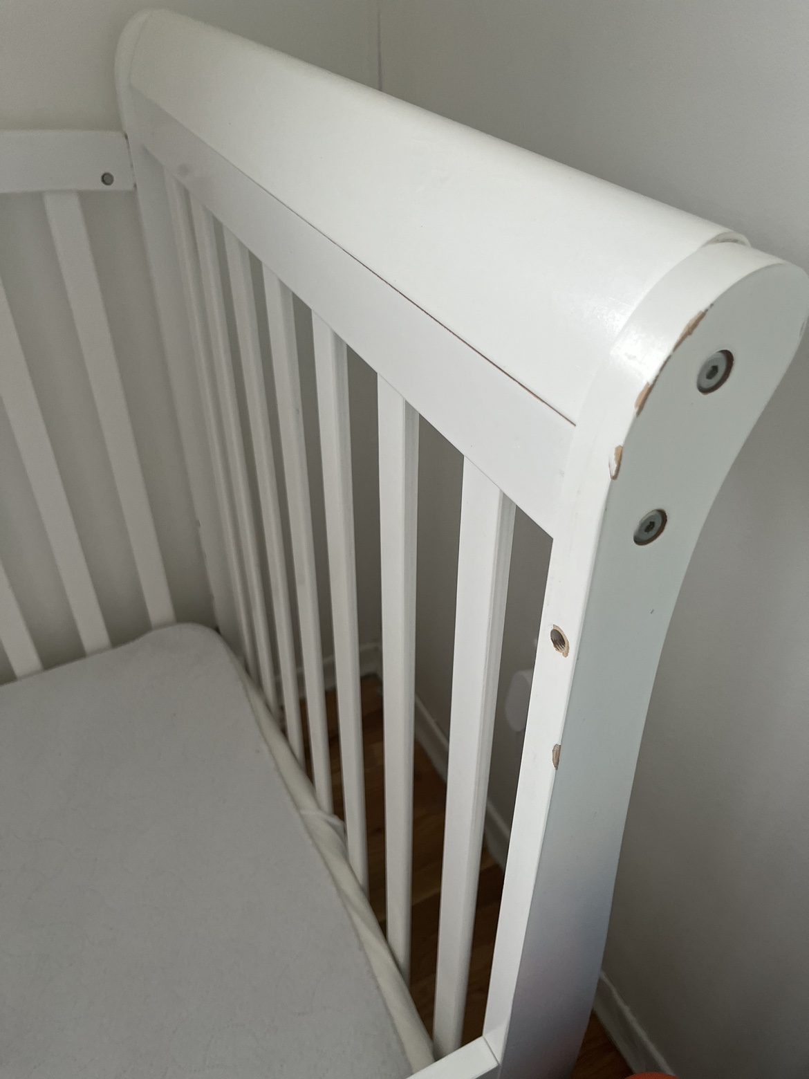 Moving sale - DREAM On Me toddler bed image indicator(4)