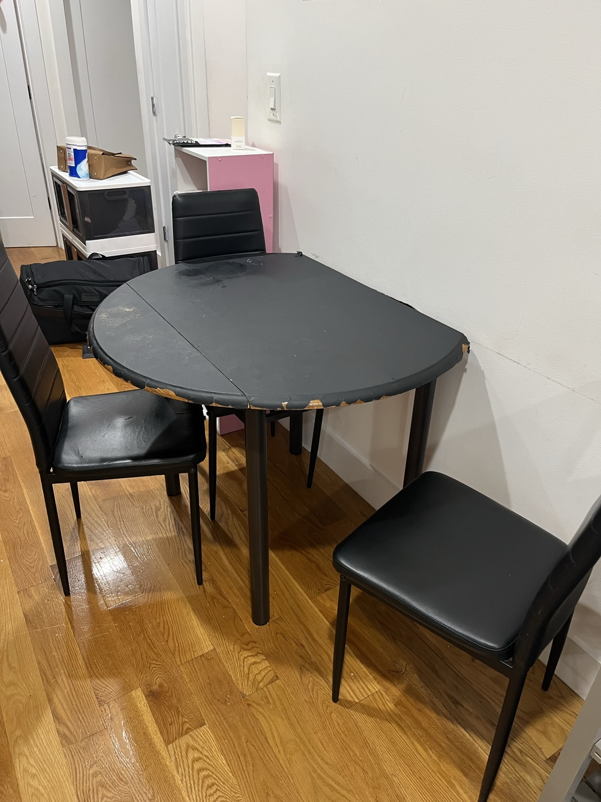 table - photo 2