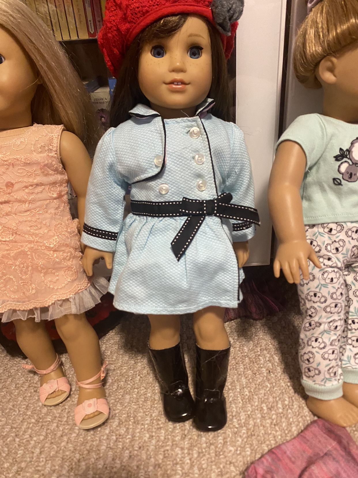 Dolls and a bed - photo 3