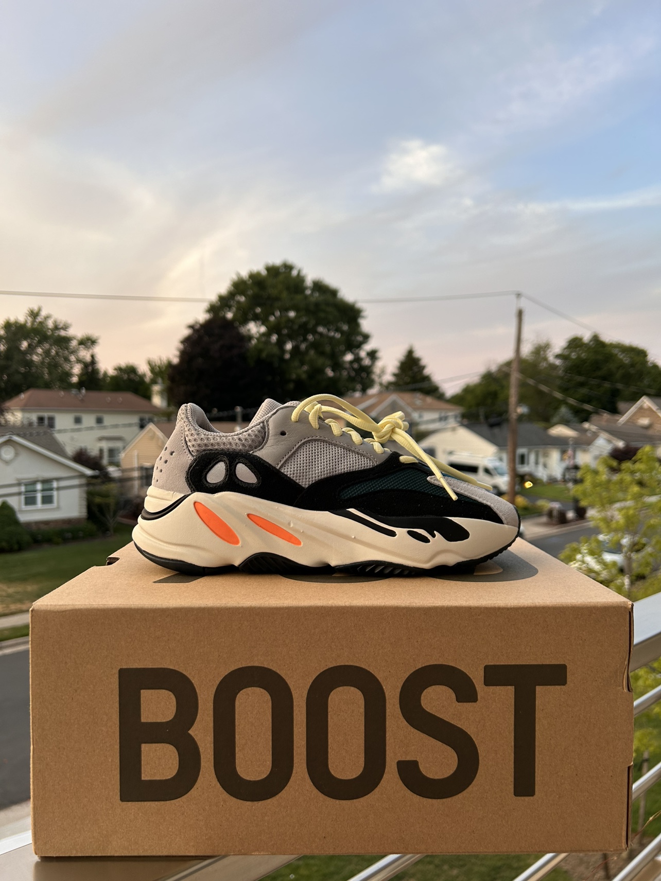 Yeezy 700 Waverunner - photo 2