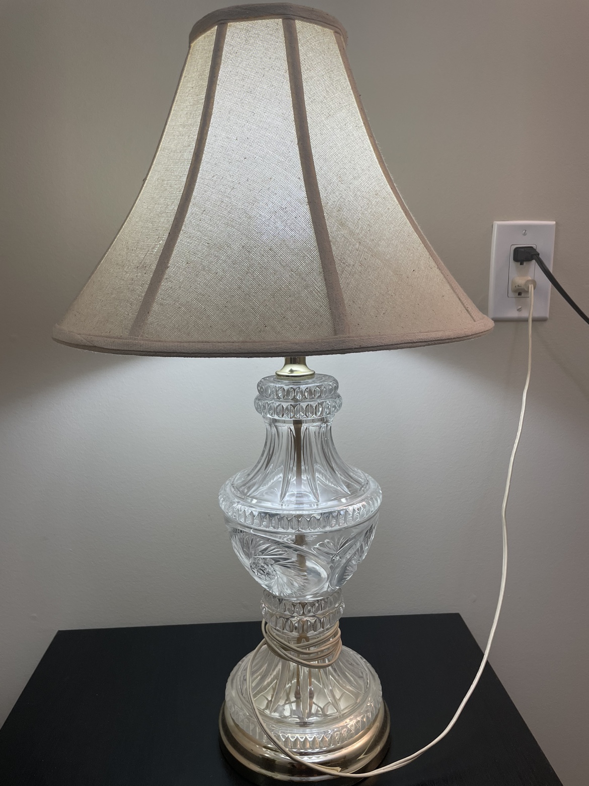 Table lamp