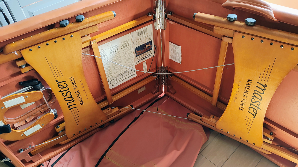 Portable Massage Table image indicator(5)