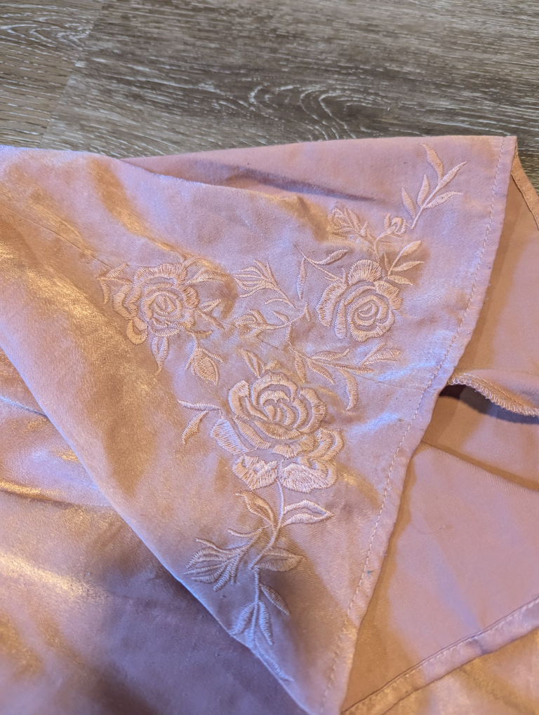 Small Kendall & Kylie pink romper - small image indicator(4)