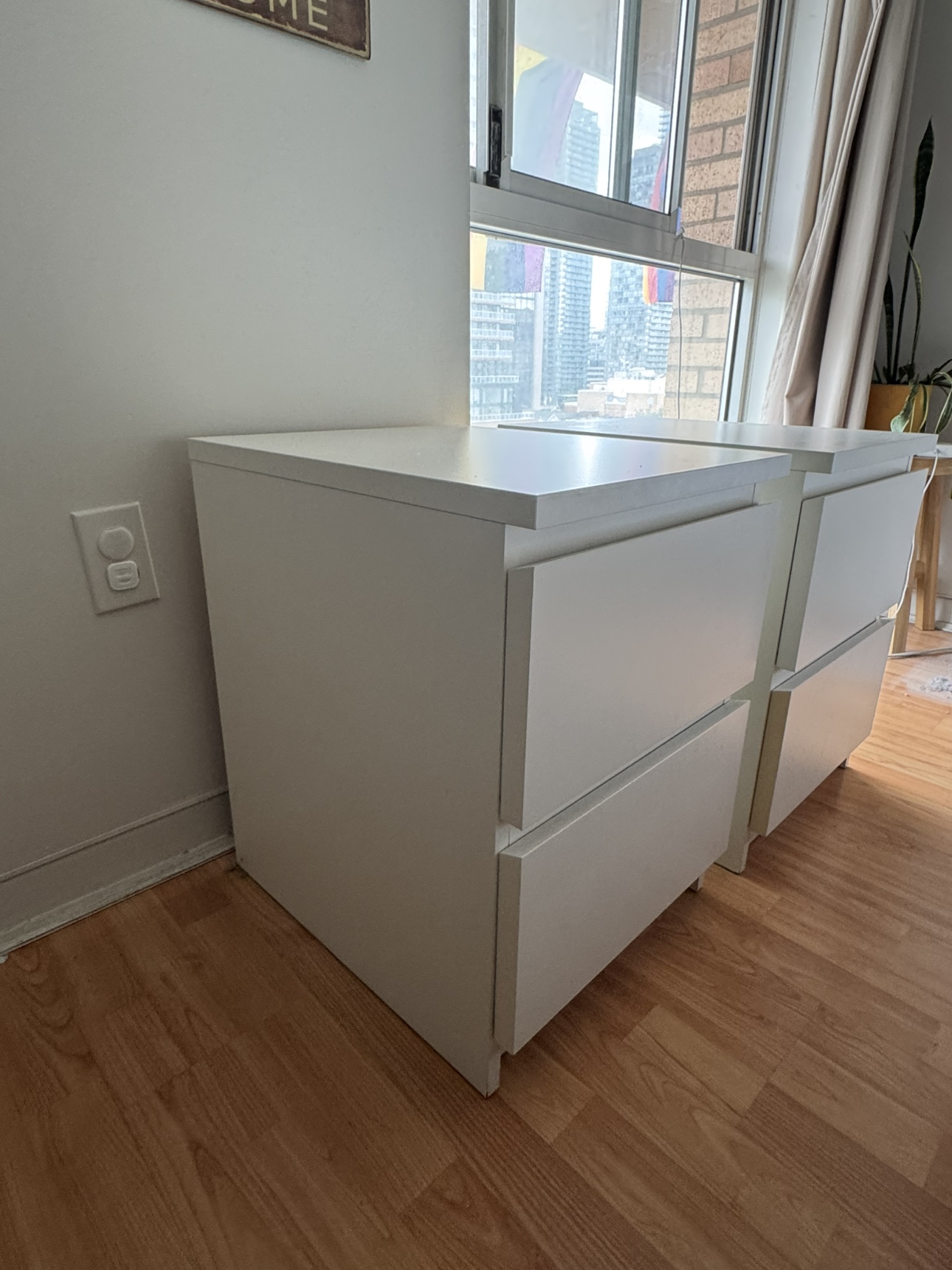 Bedside tables thumbnail